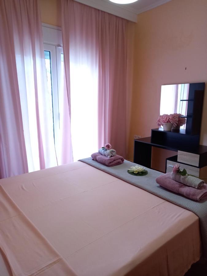 Peramos Apartments Néa Péramos Extérieur photo