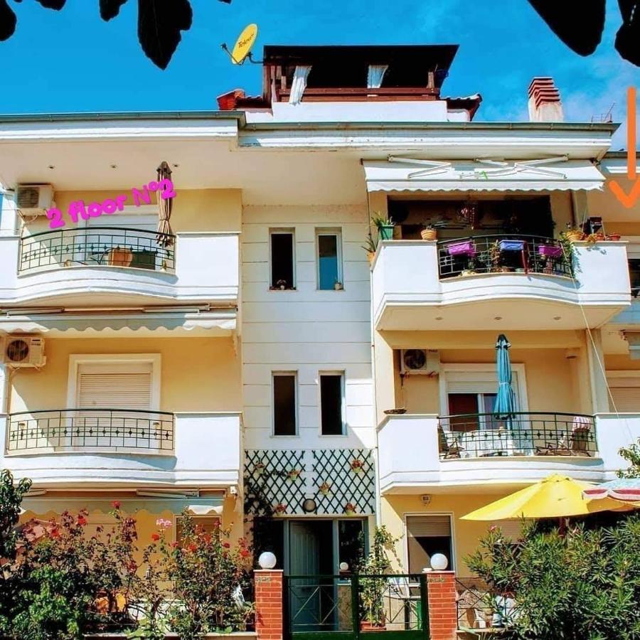 Peramos Apartments Néa Péramos Extérieur photo